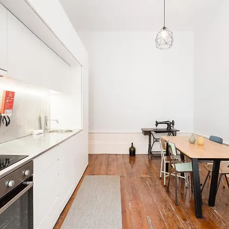 Apartamento Guestready - A Modern Haven In The City Oporto